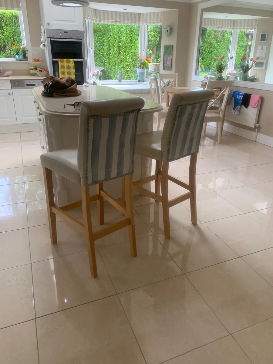Two Bar stools - Image 2