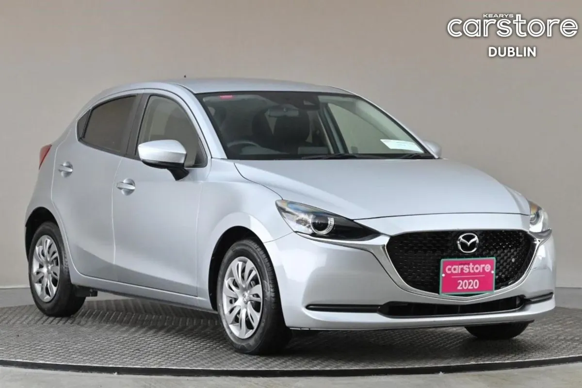 Mazda 2 1.5 Auto Skyactive  reverse Cam rear Park - Image 1