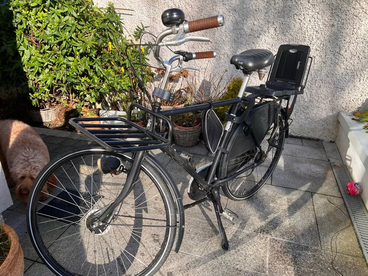 Dutch Azor bicycle - Image 1