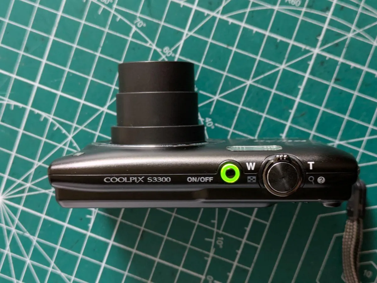 Nikon Coolpix S3300 16MP CCD🌈 digital compact 📸 - Image 3