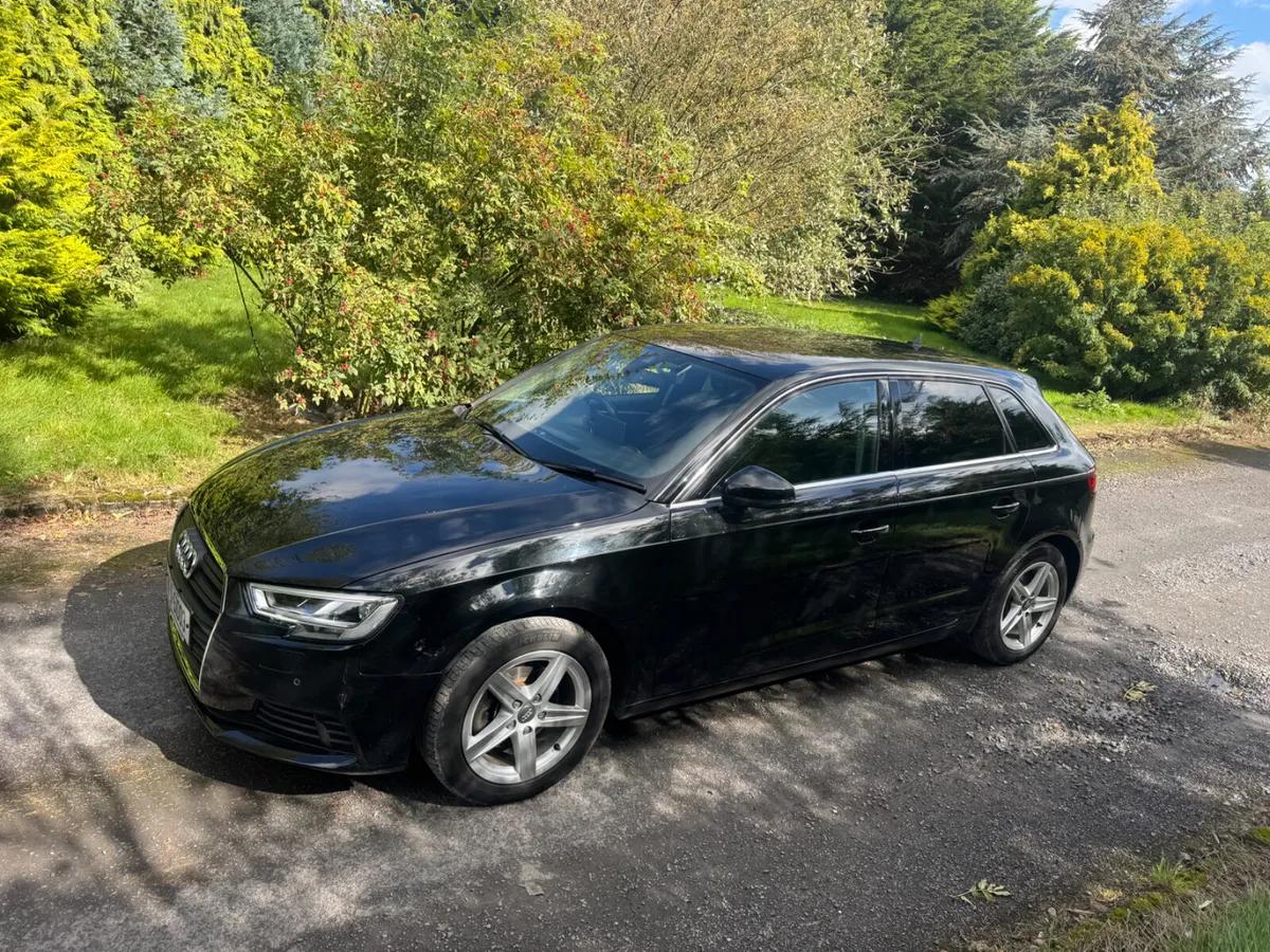 18 Audi A3 1.4 TSI AUTOMATIC - Image 4