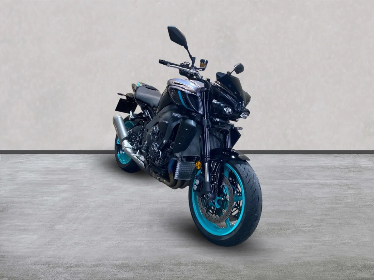 YAMAHA MT-10 with Extras, NI Reg-May 2025 - Image 3