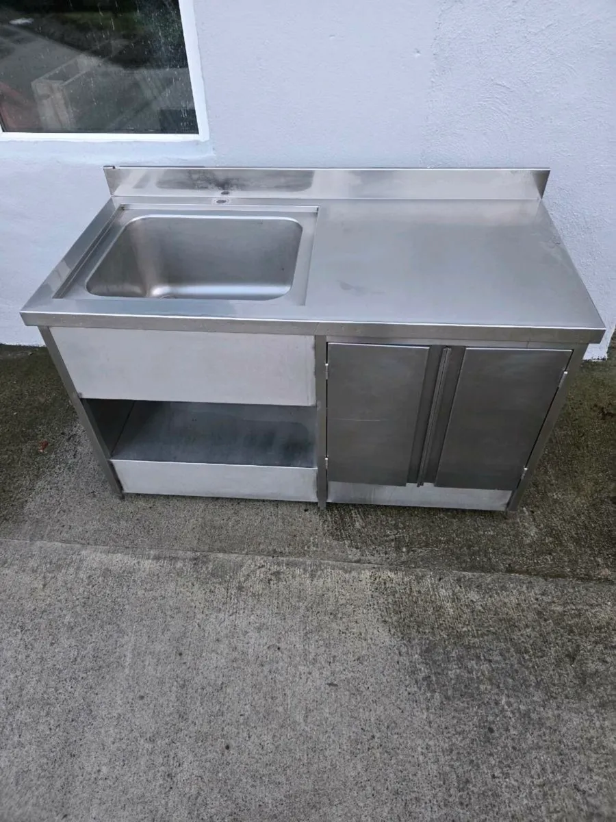 Heavy duty stainless steel sink - Image 1