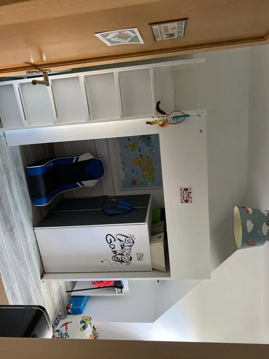 Loft bed - Image 2