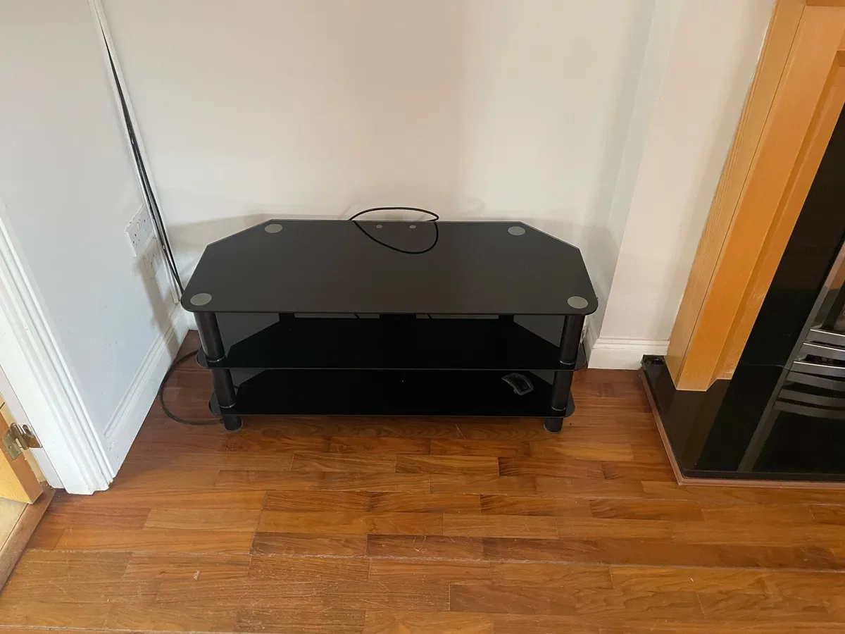 Tv stand - Image 1