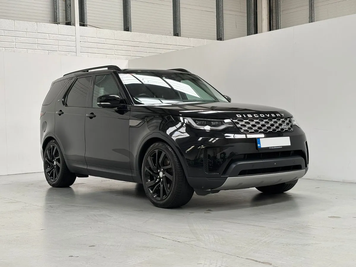 2022 Land Rover Discovery 5 3.0 D300 Commercial - Image 1