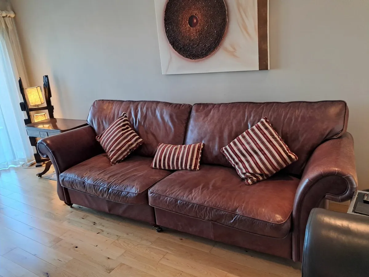 4 Seater Leather Couch