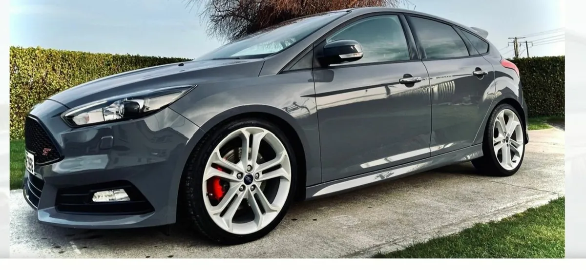 Ford Focus 2018 - Image 4