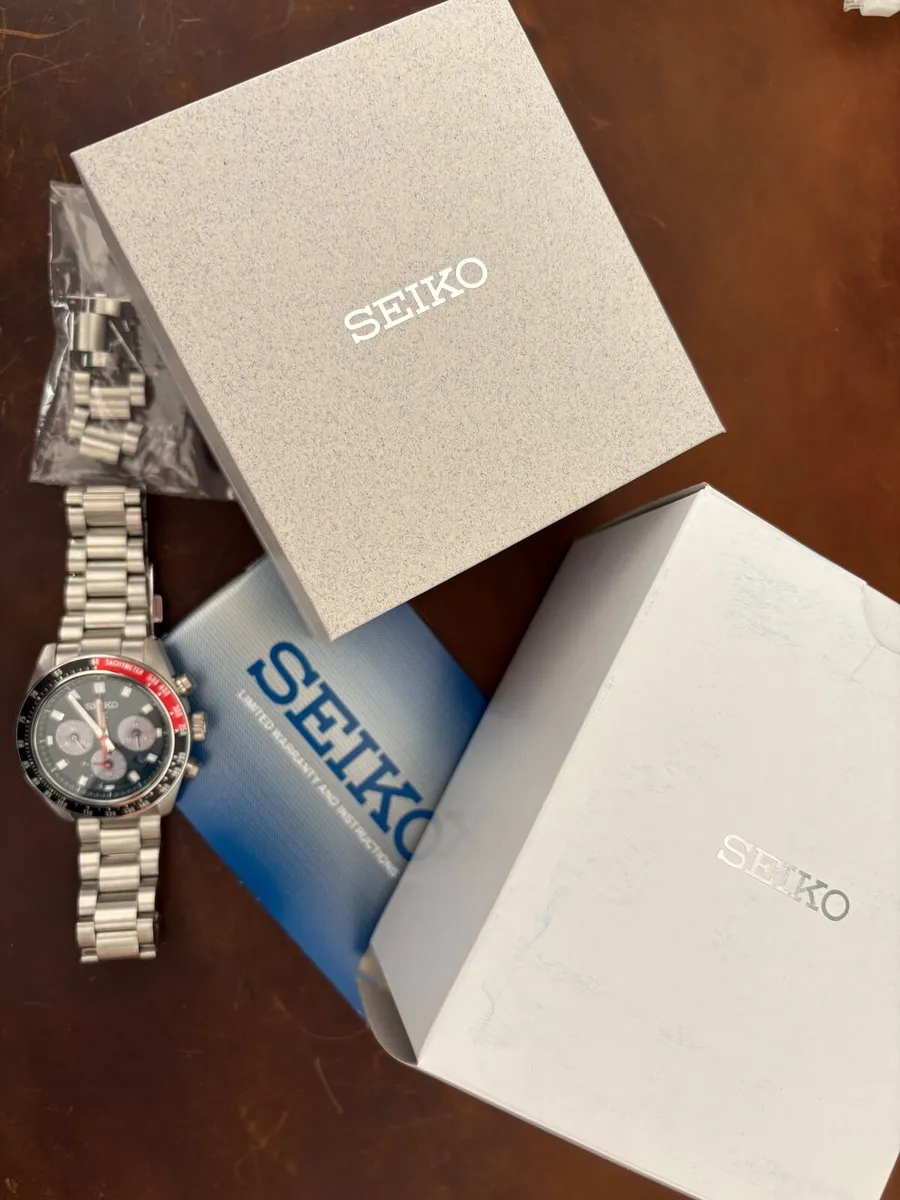 Seiko Speedtimer Coke SSC915P1 - Image 4