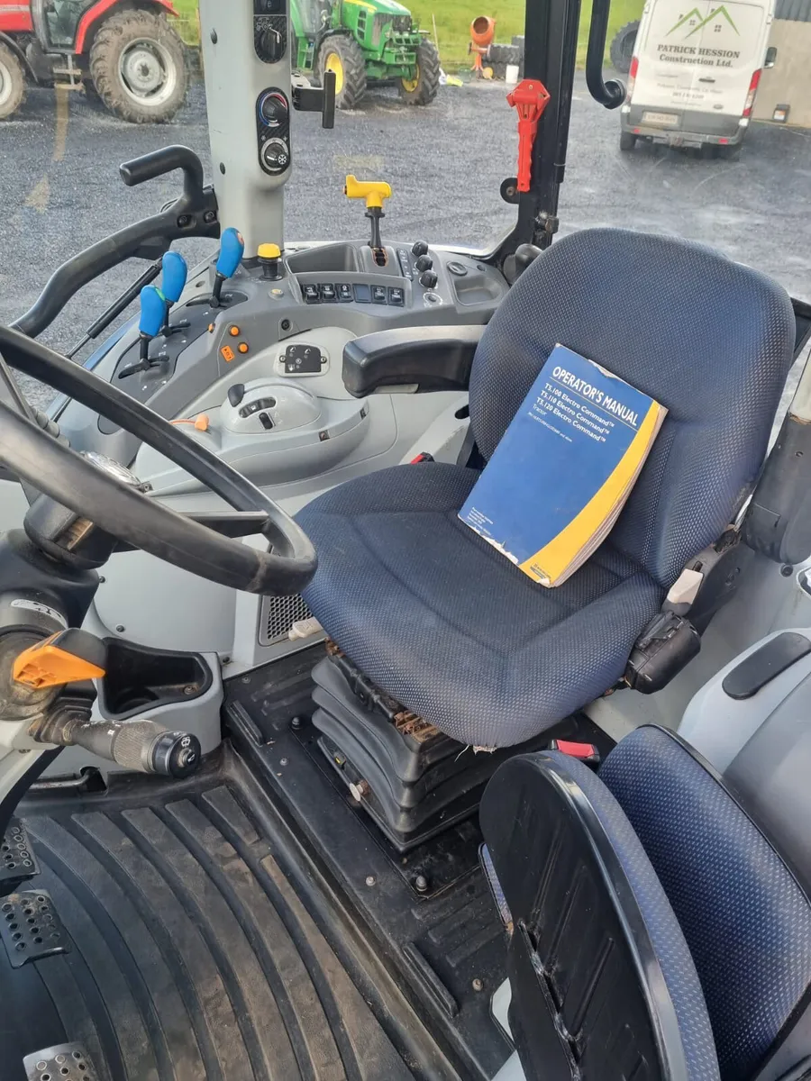 Tractor - Image 4