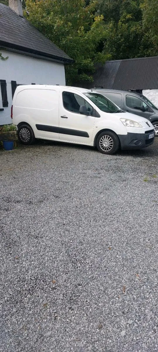 Peugeot Partner Van - Image 2