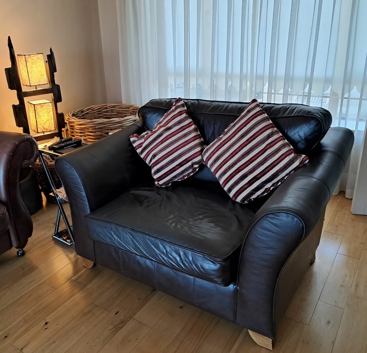 2 seater Leather Couch