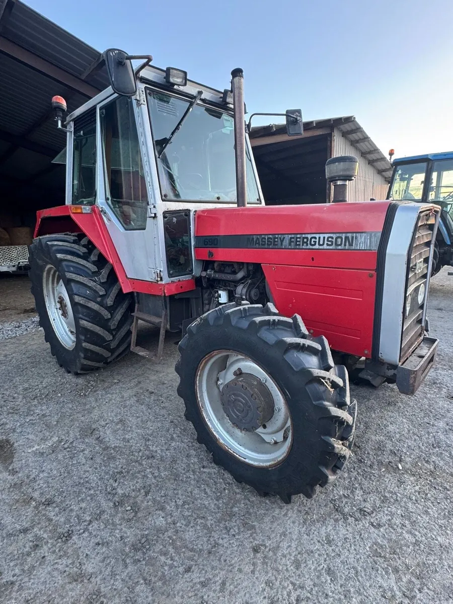 Massey Ferguson 690T - Image 2