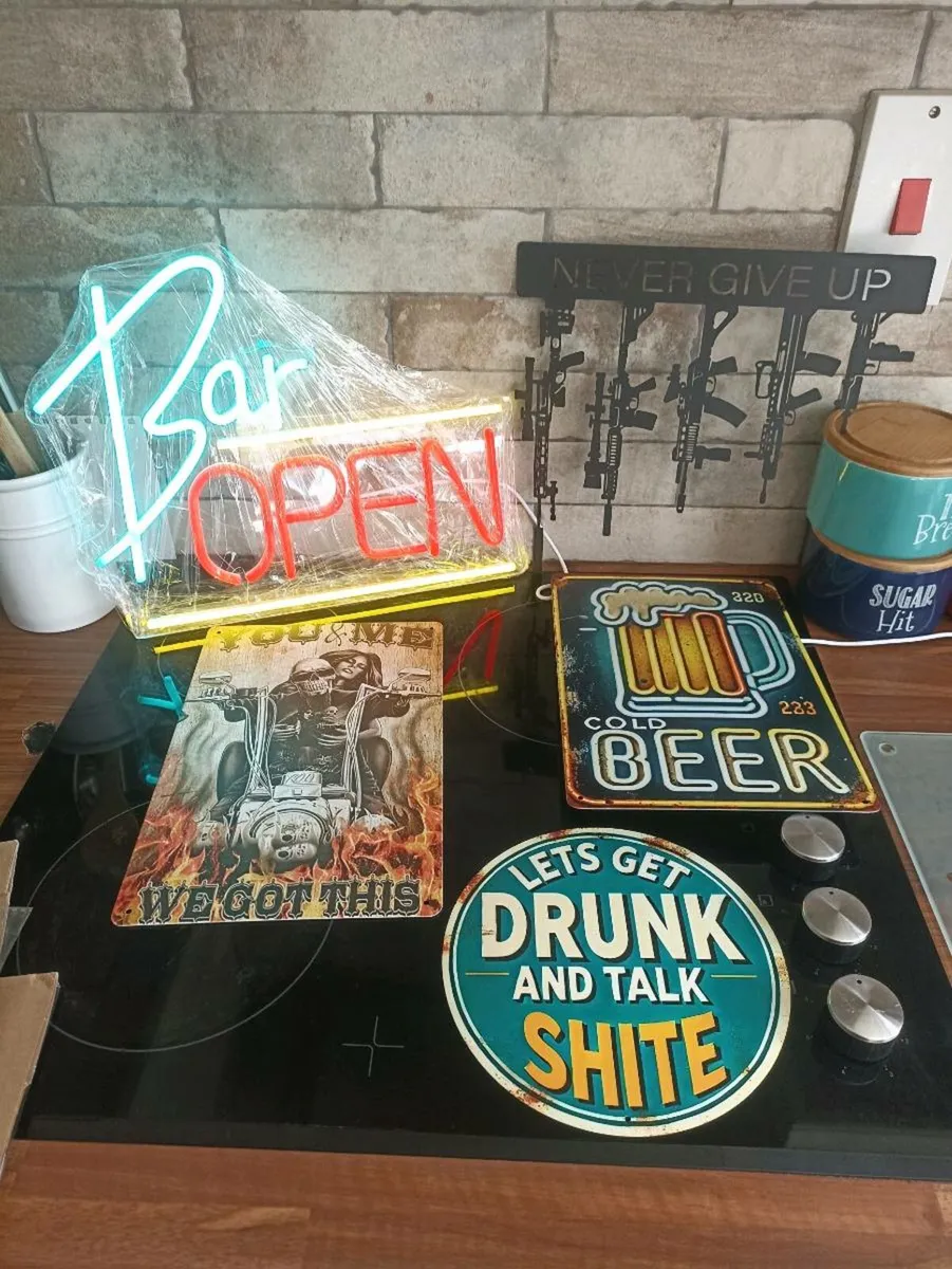 Signs - Image 3