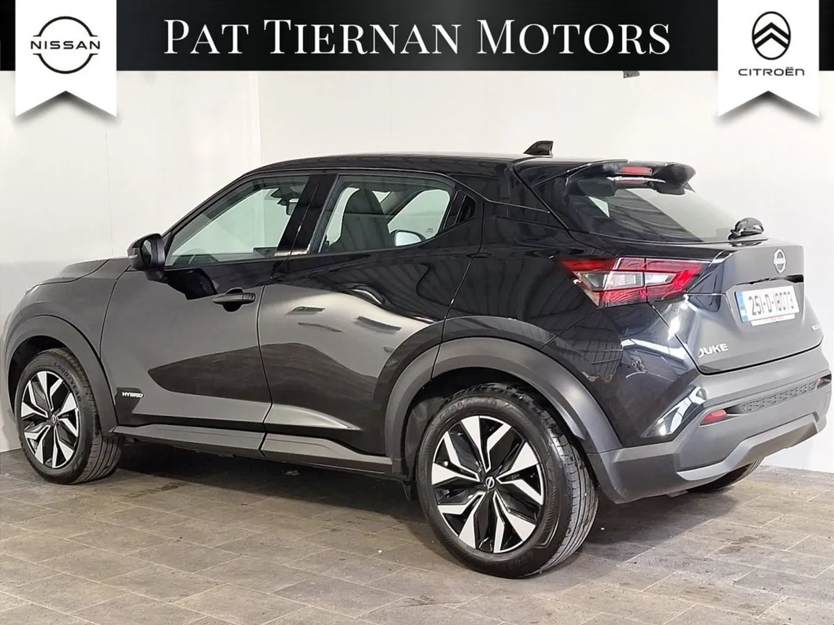 Nissan Juke Hybrid SV - Image 2