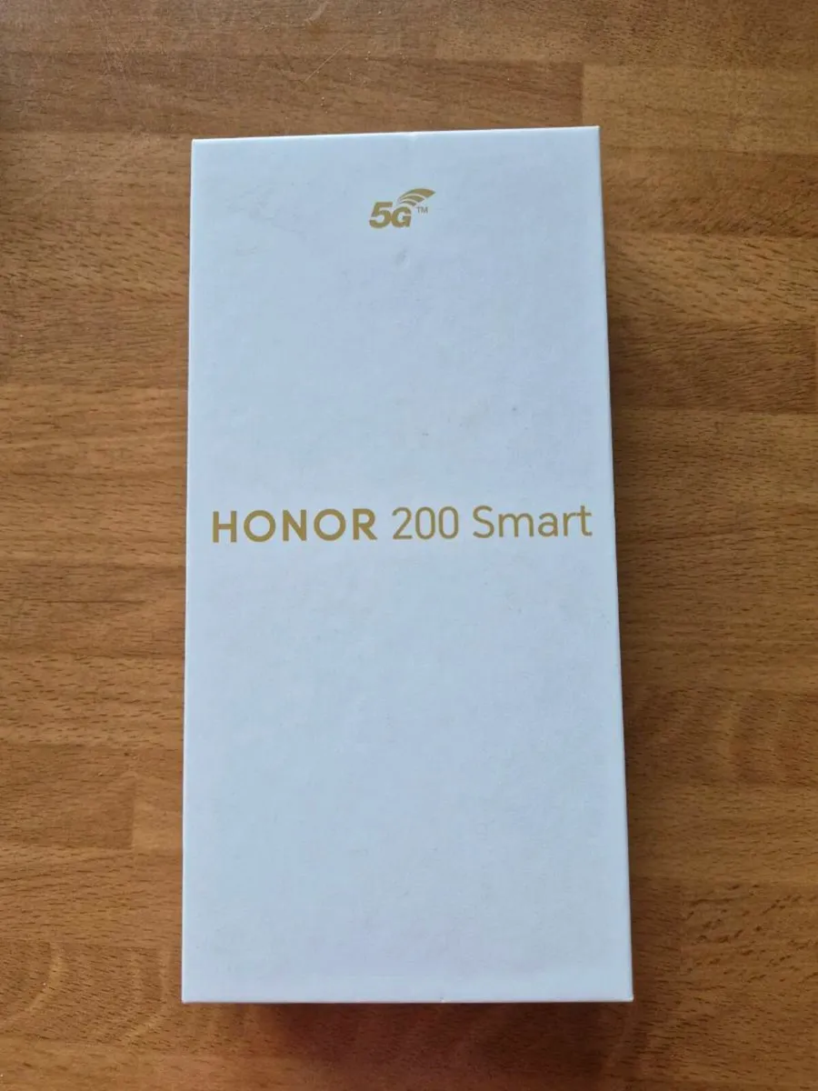 Honor mobile phone - Image 1