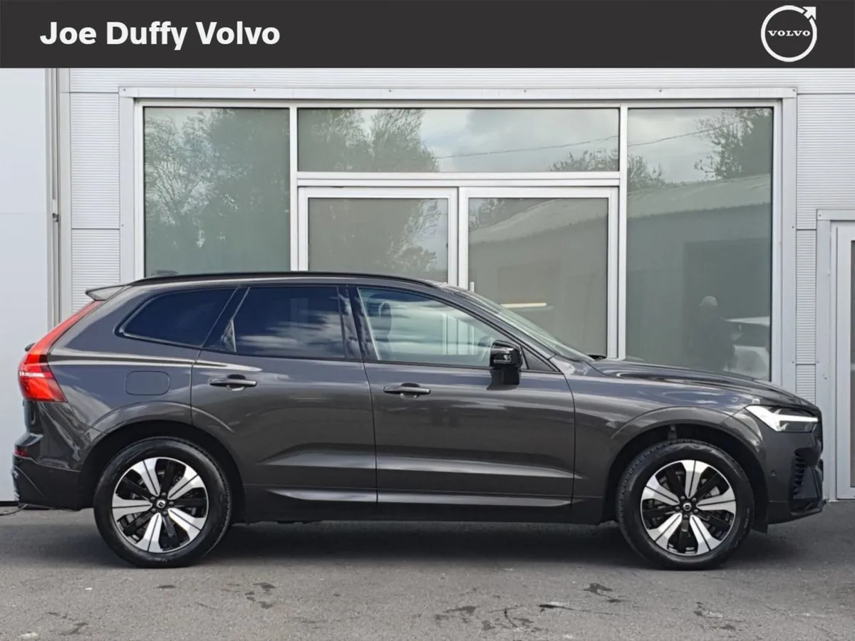 Volvo XC60 T6 Recharge Phev 350hp AT8 Plus Dark - Image 4