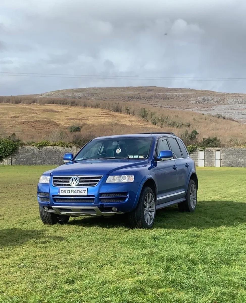2.5 Volkswagen Touareg crewcab - Image 4