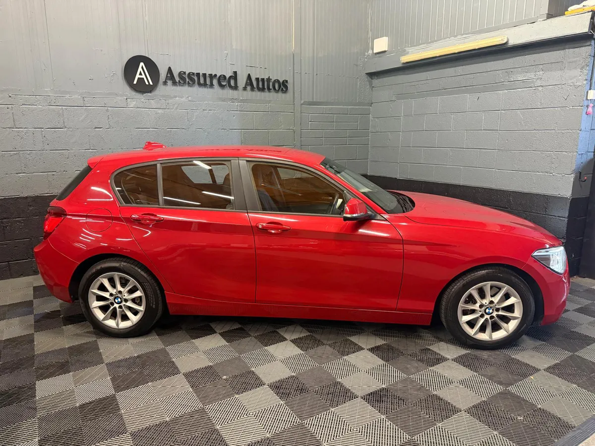 BMW 116i Sport 5Dr Auto * V Low Klms * - Image 3