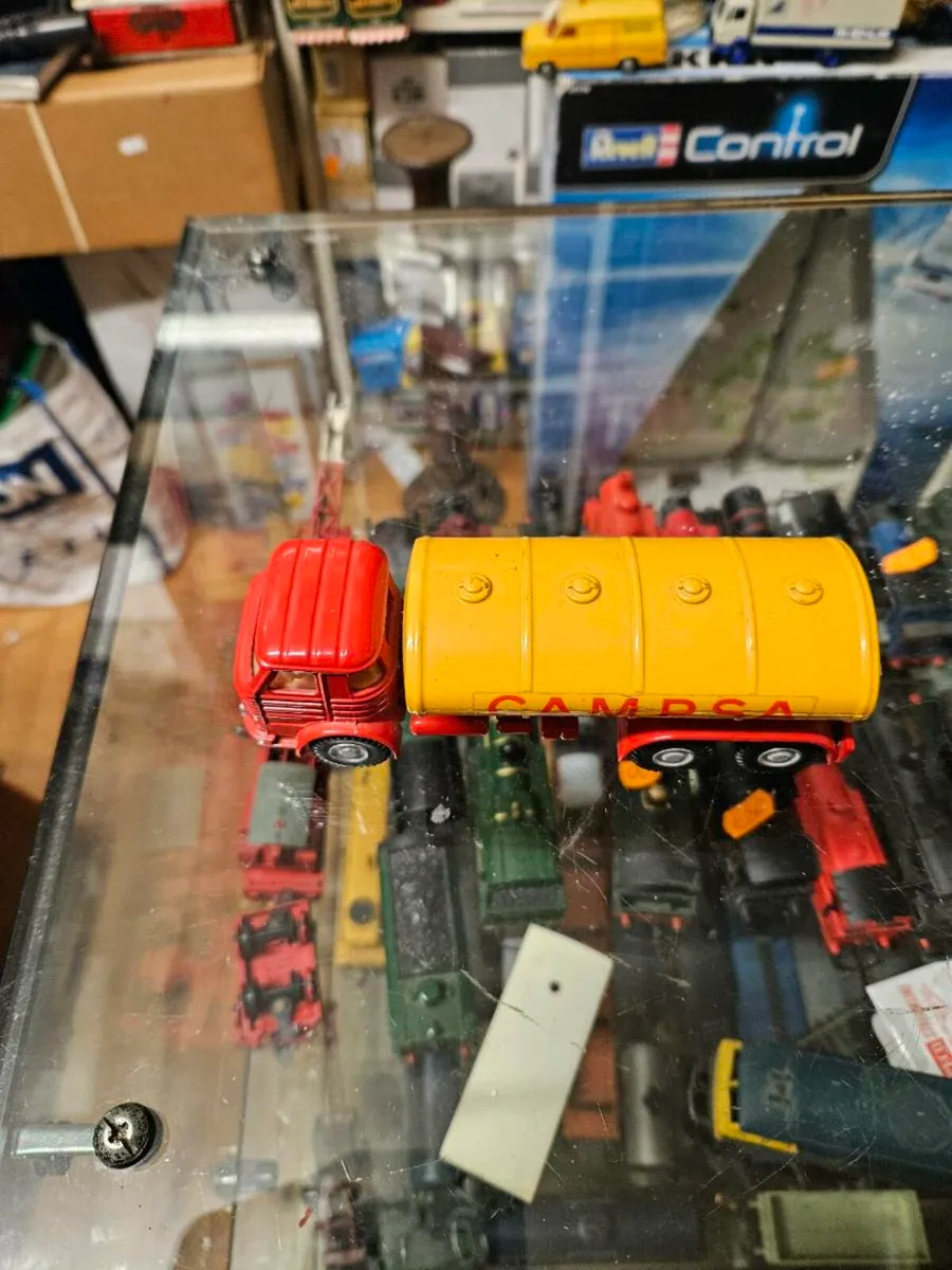 Corgi Joal Spanish Tanker Truck - Image 3
