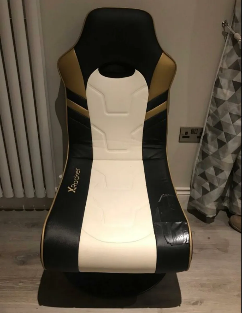 Gaming chair - Image 1