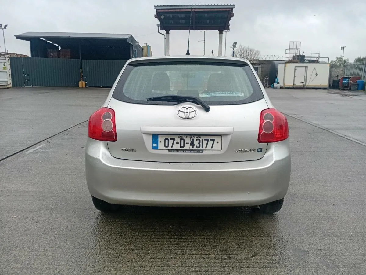 Toyota Auris - Image 4