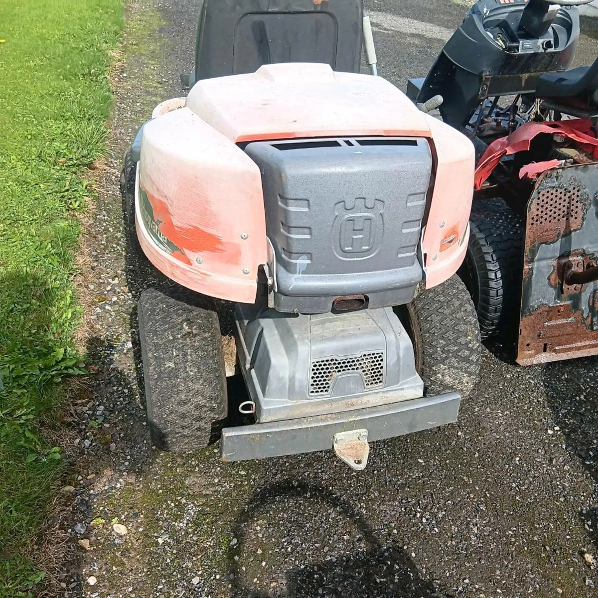 Husqvarna Rider,  needs new deck shell - Image 3