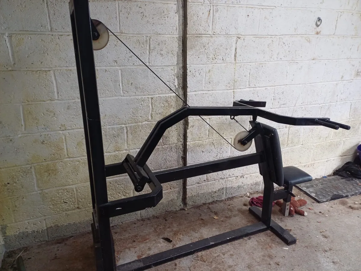 Shoulder press - Image 1