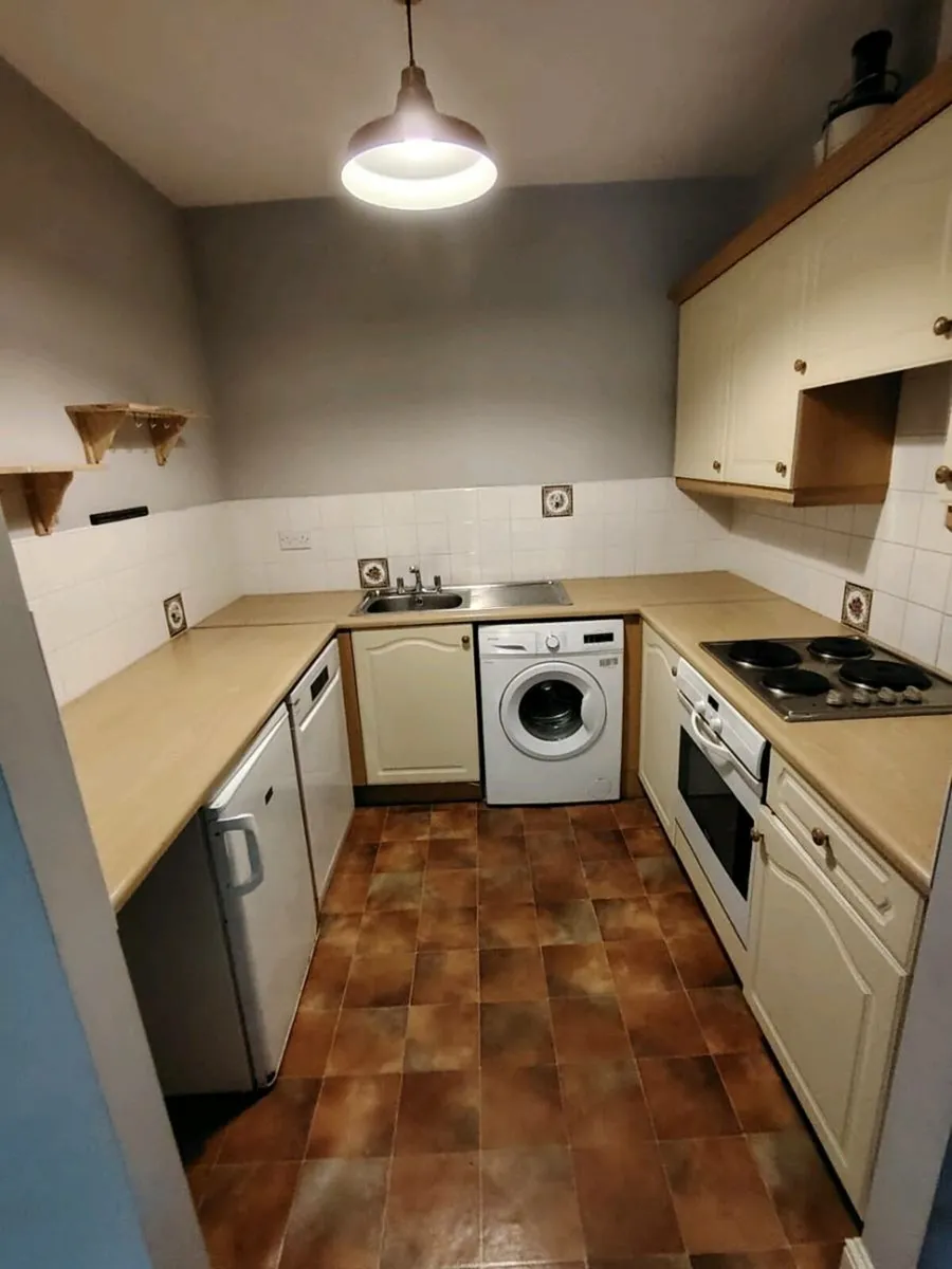 Kitchen set - Image 1