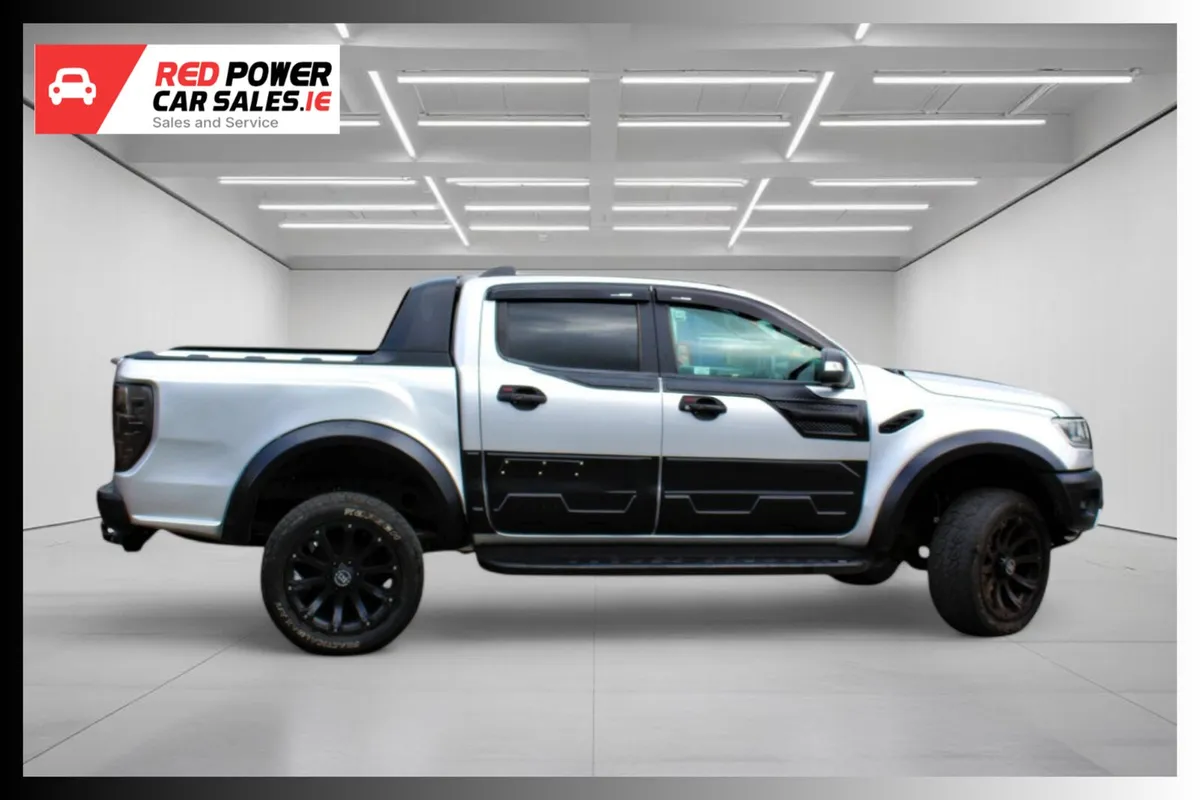 Ford Ranger 2019 LOW KMS 3.2D *NO VAT* - Image 3