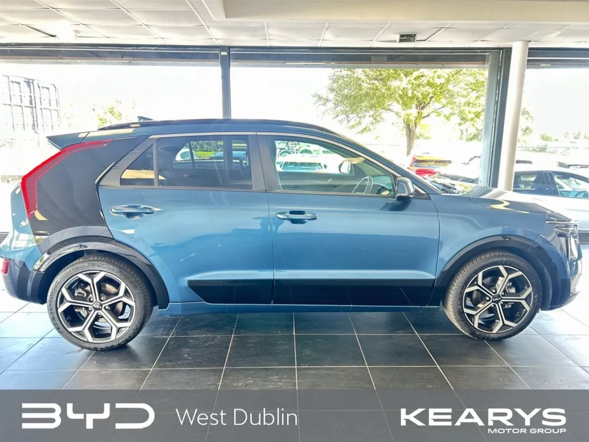 Kia Niro 1.6 GDI Phev K4 Black Cladding Auto - Image 3