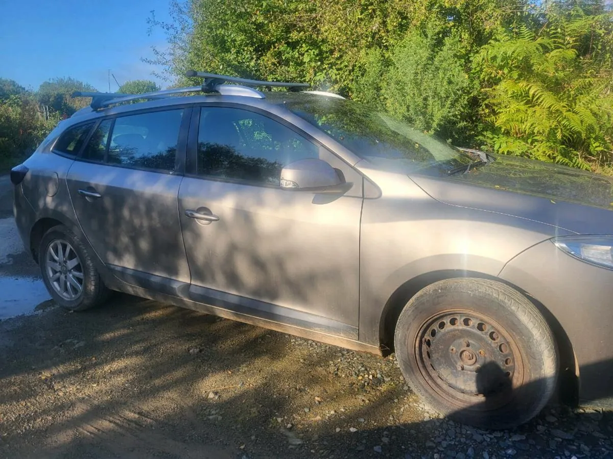 Car - Image 4