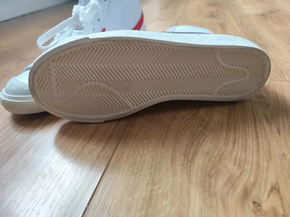Women Nike runners - Image 2
