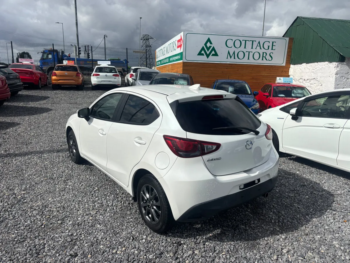 Mazda Demio - Image 3