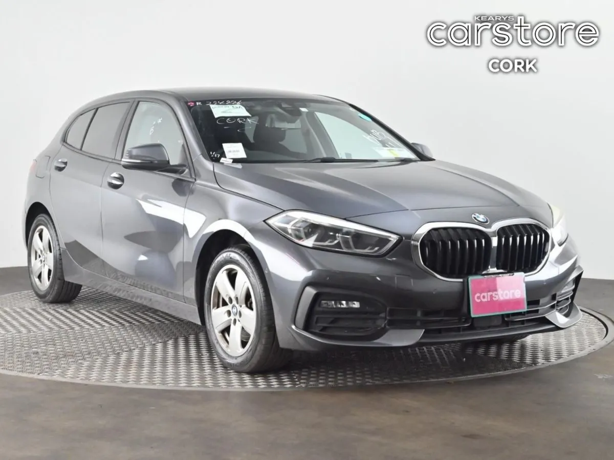 BMW 1 Series 118i 1.5 Auto - Image 1