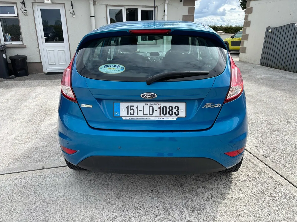 Ford Firsta  Zetec 1.0 Petrol 2015 - Image 4