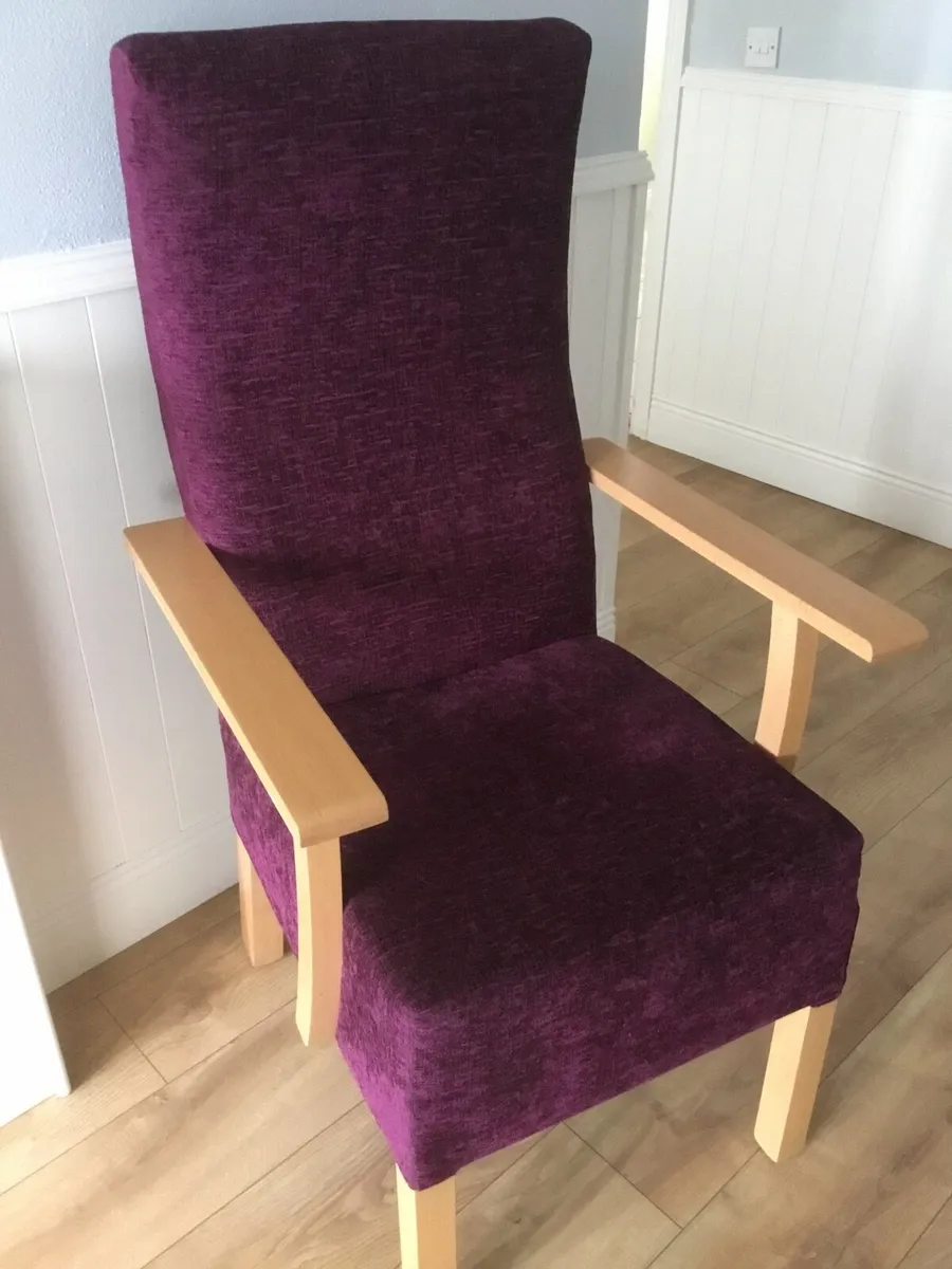 Orthopaedic Chair - Image 2