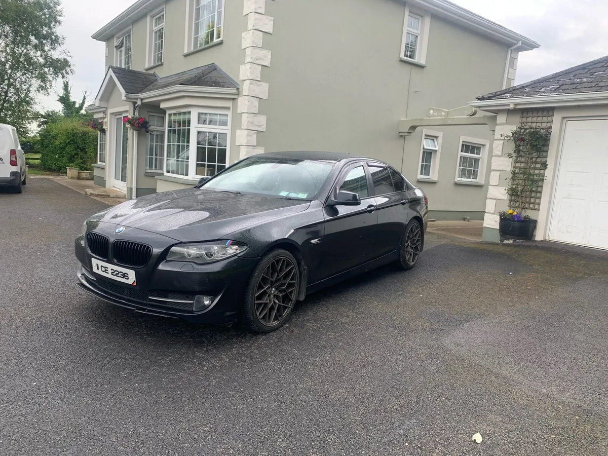 F10 BMW 520d 2011 - Image 2