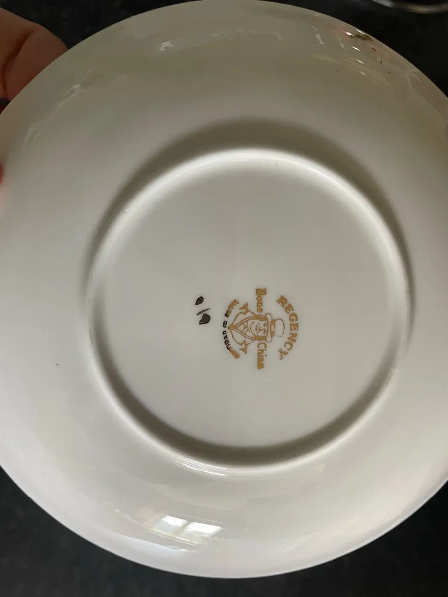 Regency bone china plate - Image 1