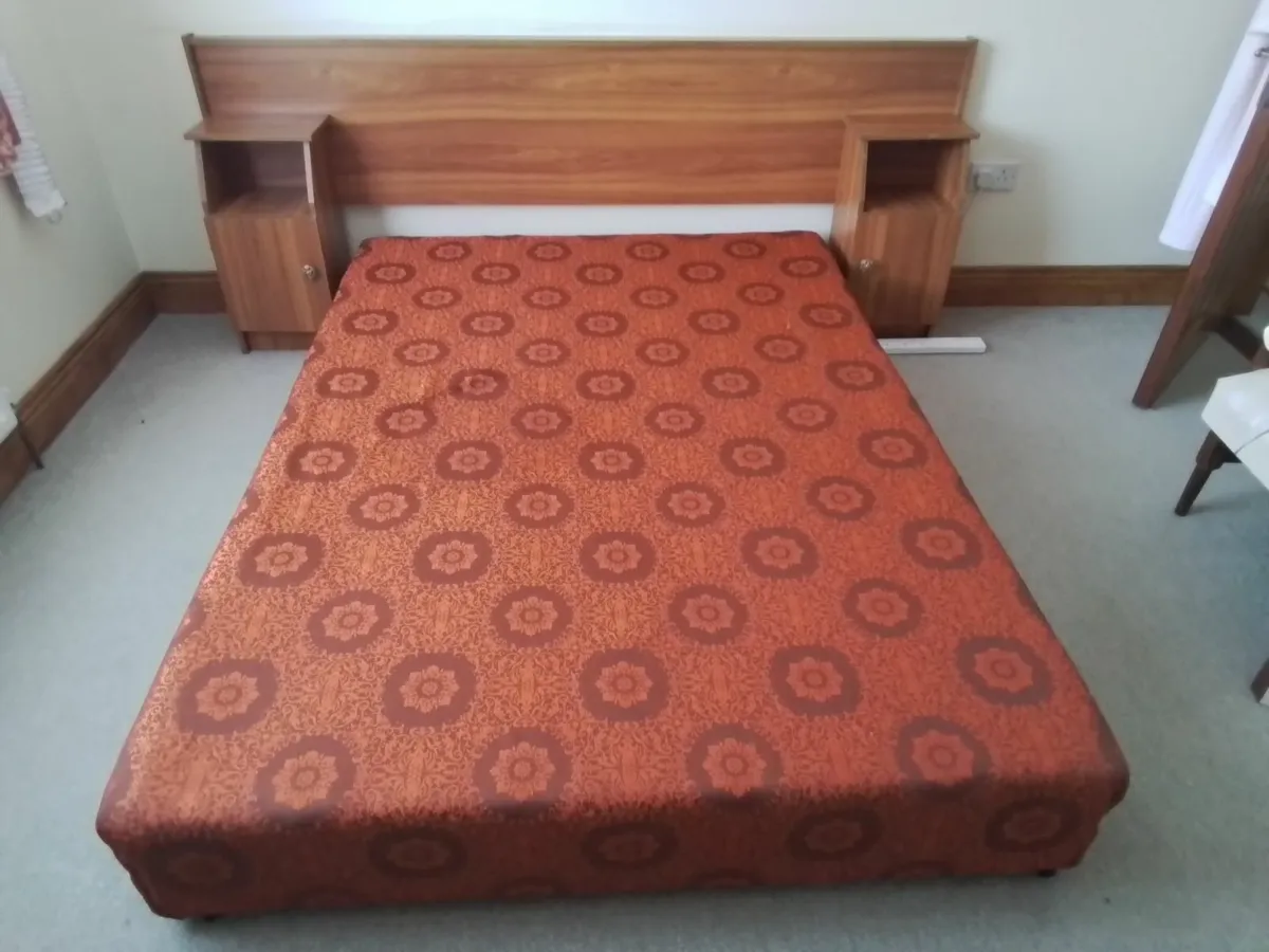 Double bed base - Image 1