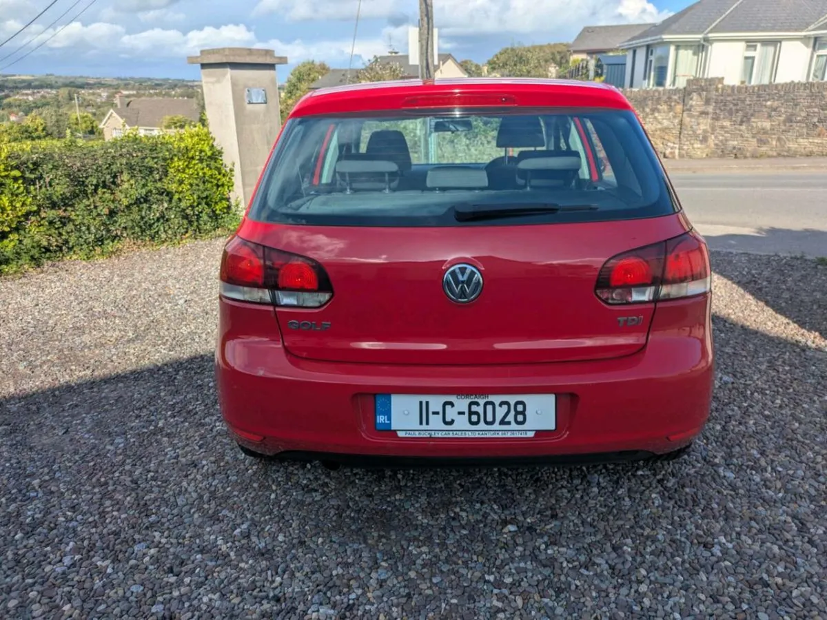 Volkswagen Golf - Image 4