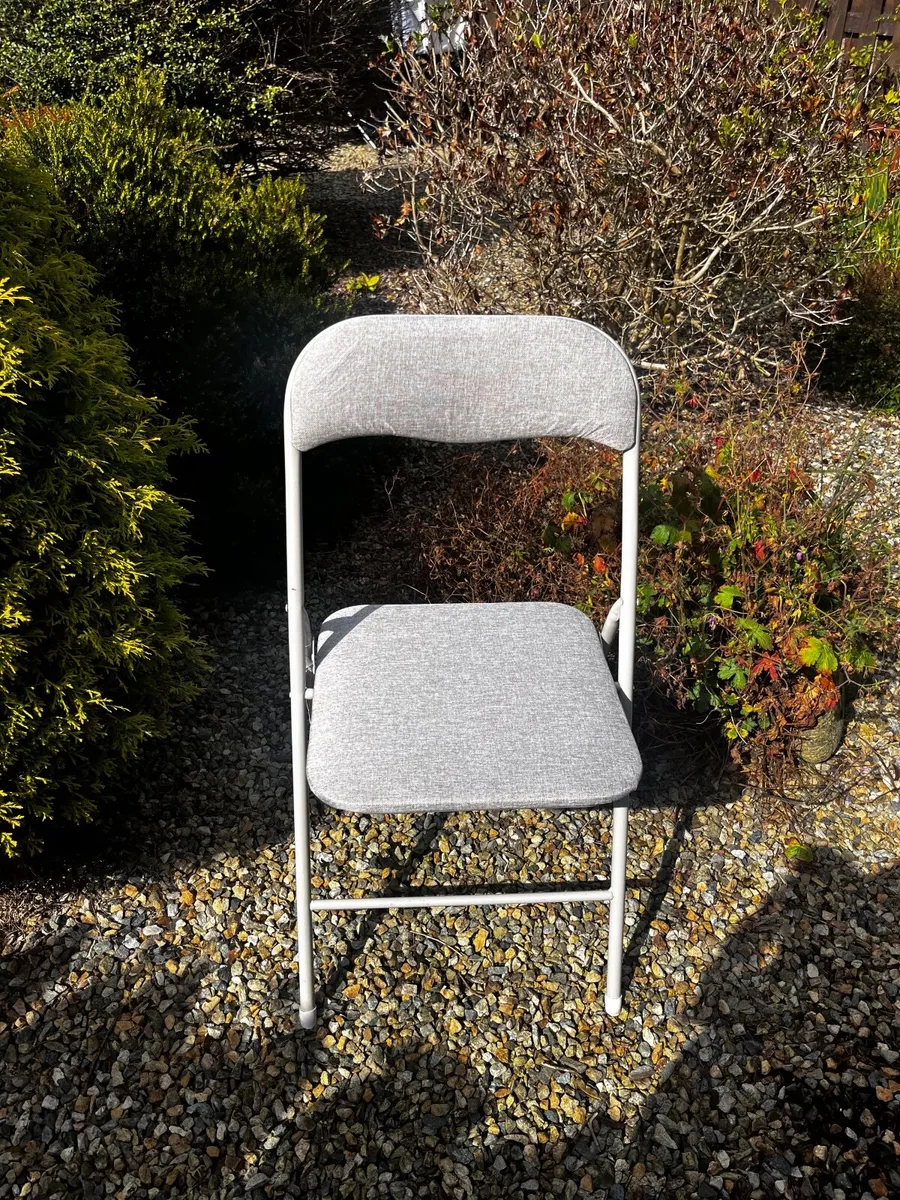 20x Padded folding chairs in grey - Image 1