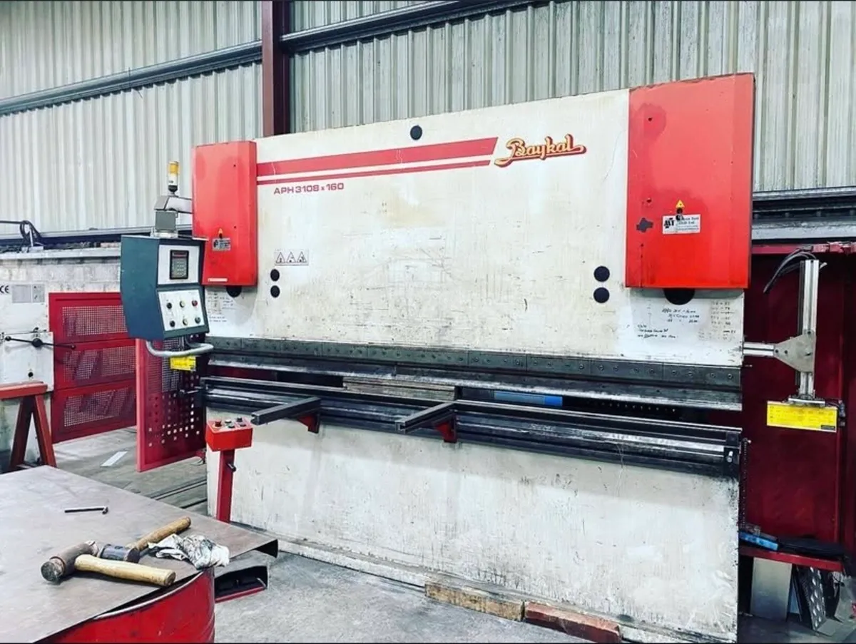 Engineering Machinery - Image 1