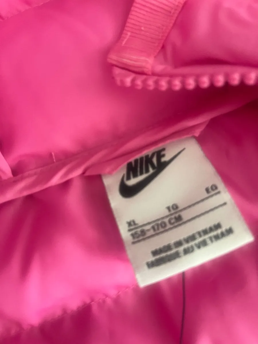 Girls coat - Image 1