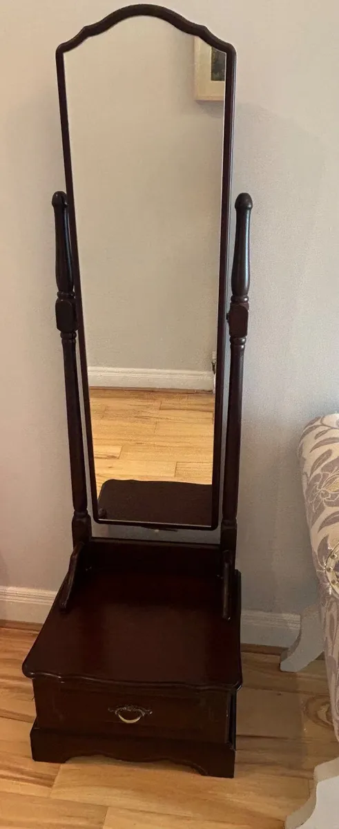 Mirror - Image 3