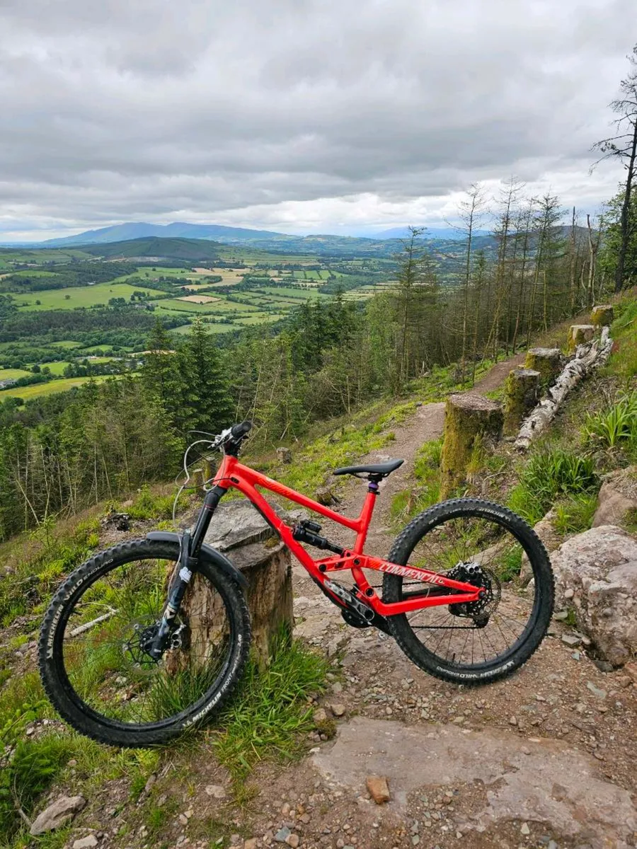 Mountain bikes x2. Orbea Laufey & Commençal Clash - Image 3