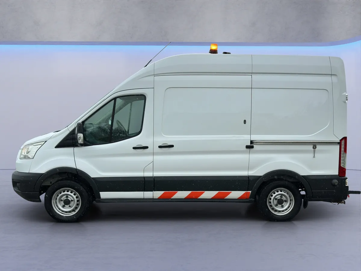 2015 Ford Transit 350 Compressor and Generator - Image 4