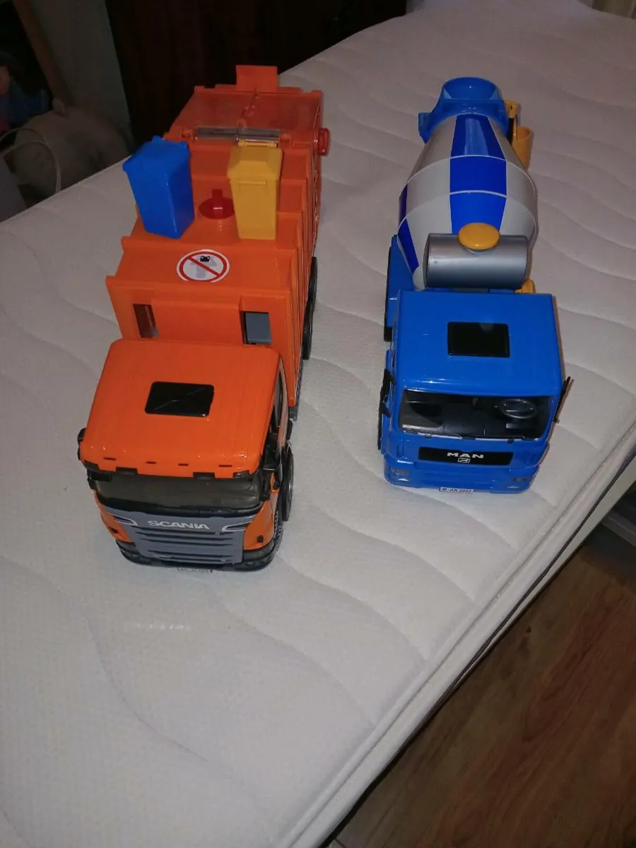 Bruder Trucks - Image 1