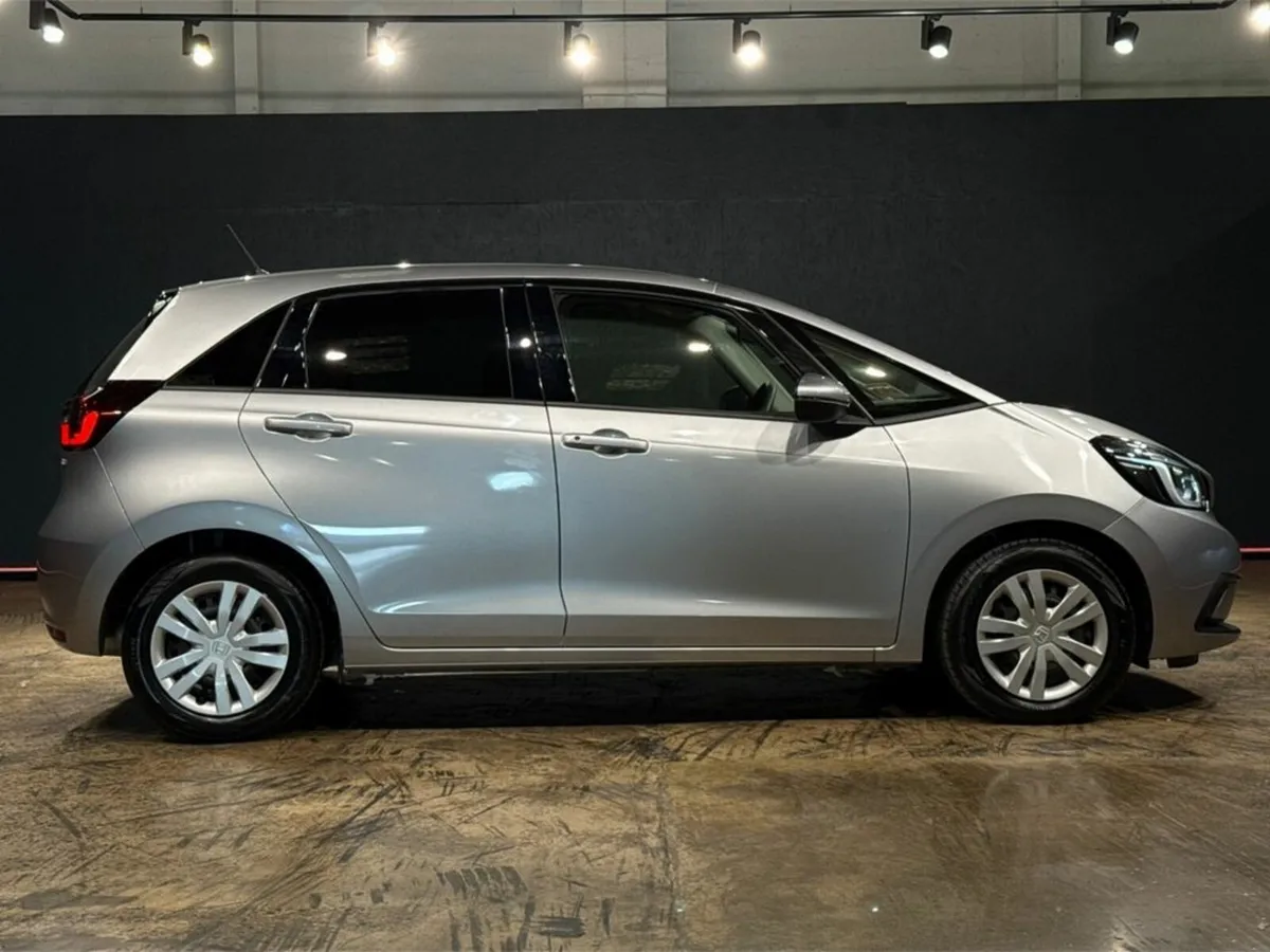 Honda Fit 1.5 AUTOMATIC HYBRID - CRUISE CONTROL - Image 2