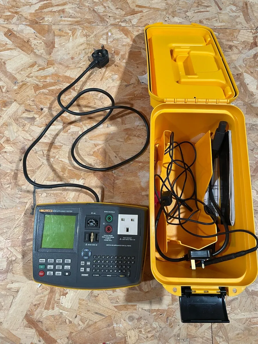 Fluke 6500 pat tester - Image 1